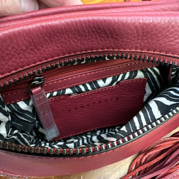 Sanctuary NWT Half Moon Adjustable Crossbody Bag Purse Studded Fringe Chic - Picture 6 of 10